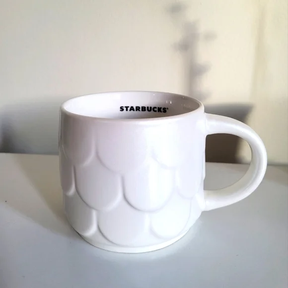 Starbucks Pearl White Mermaid Siren Scales Mug - Picture 1 of 5